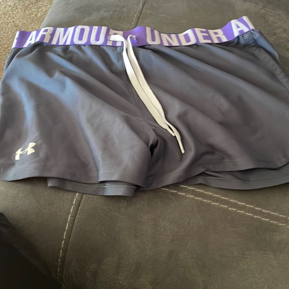 Women’s shorts Under armor